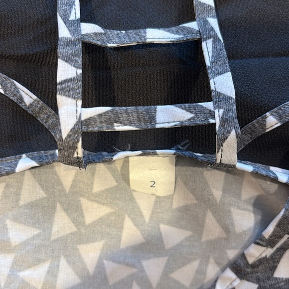 Lululemon Athletica Blue Sleeveless Tank Top Assortment (4 size small, 2, 4) - Picture 6 of 6